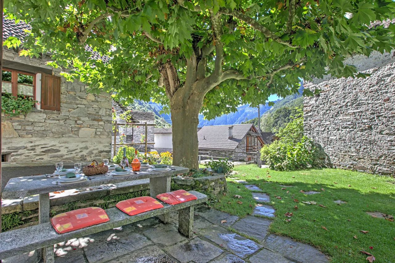 Luxury Chalets to Rent in Ticino