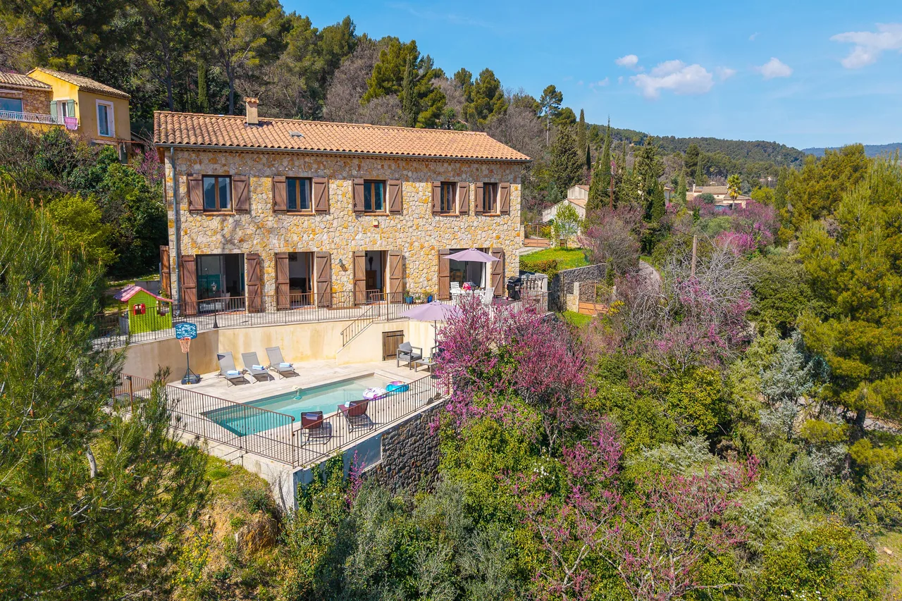 Luxury Villas to Rent in Provence