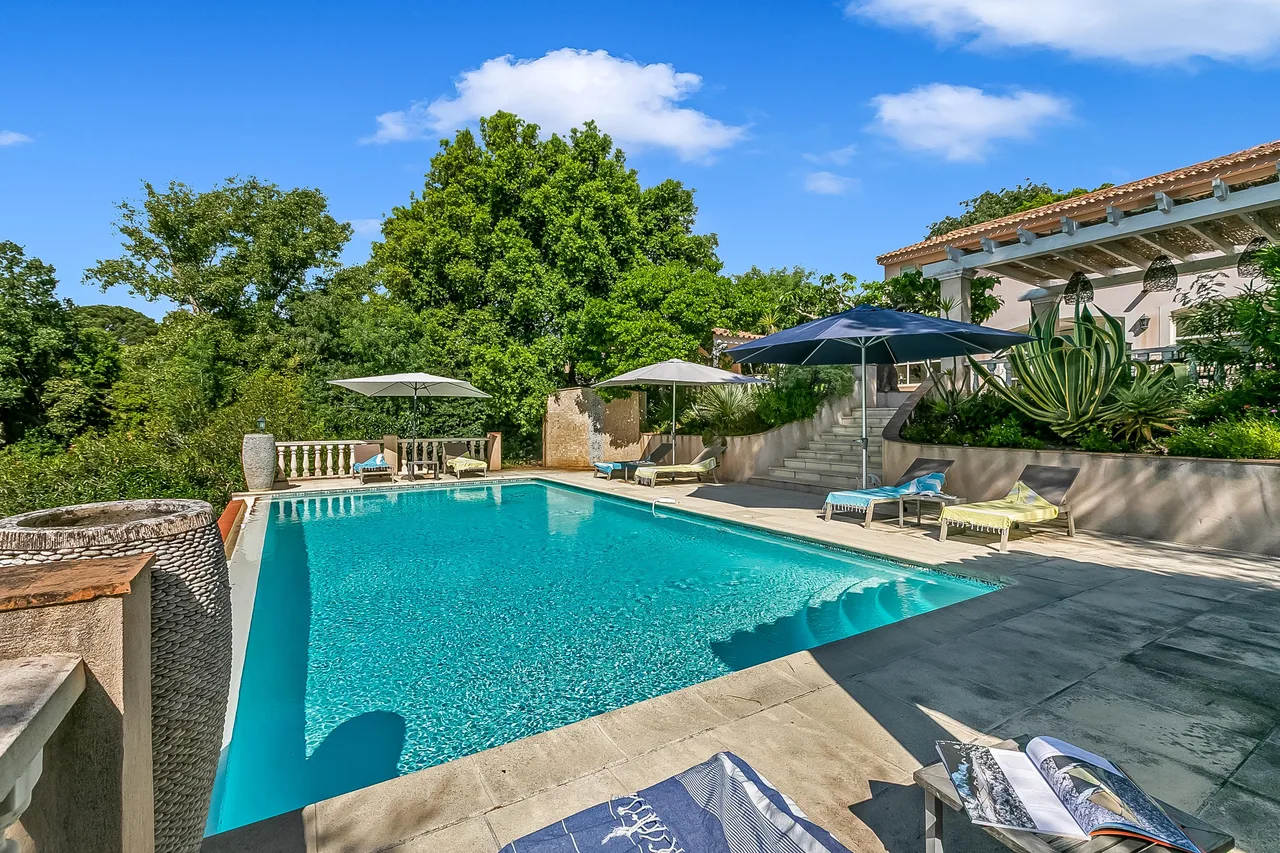 Luxury Villas to Rent in Saint Tropez Area