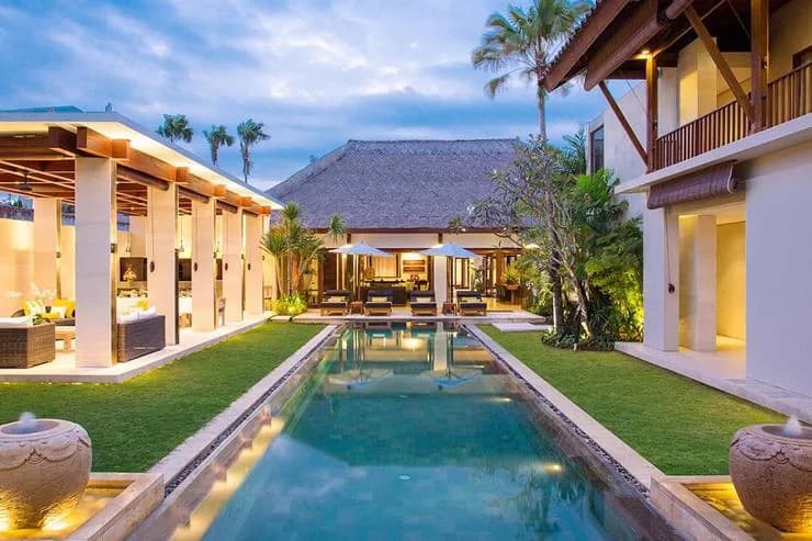 Gorgeous 6 BR Villa