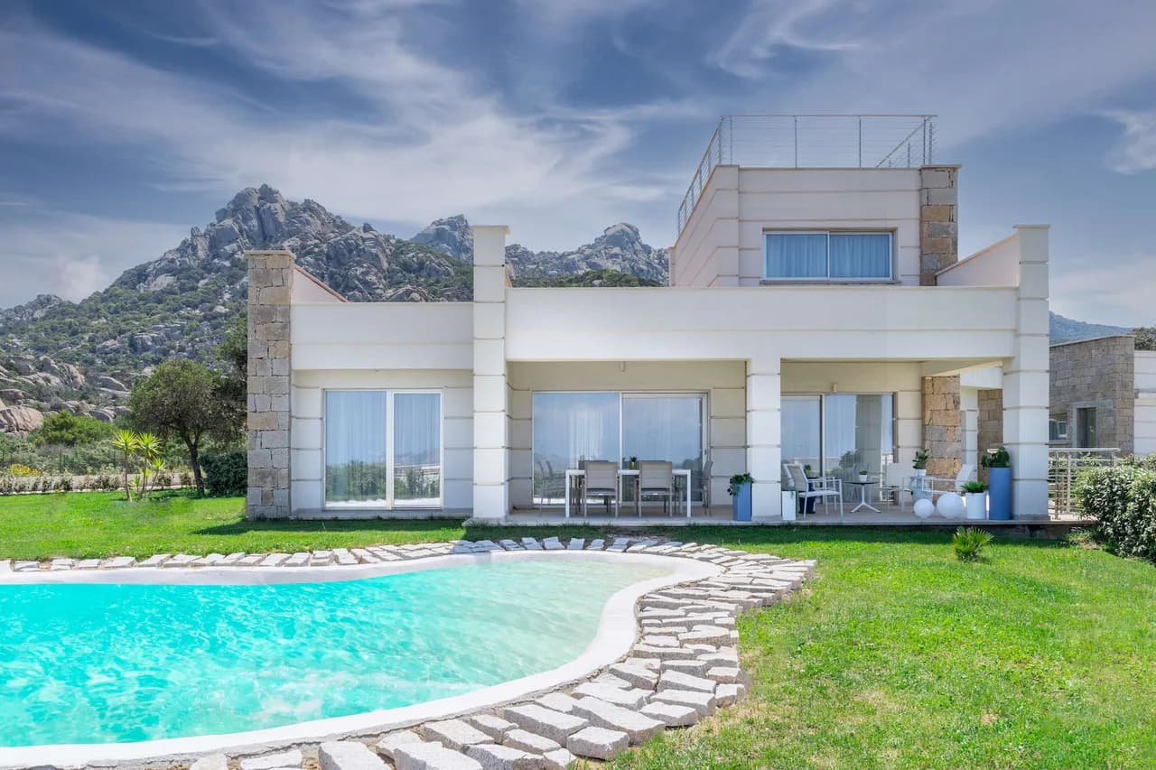 Elegante Villa, perfekt im Einklang mit traditioneller Architektur