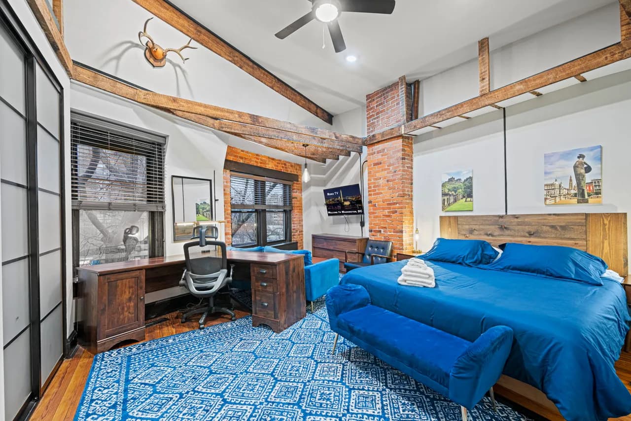 Charming Historic Rowhouse in Washington DC