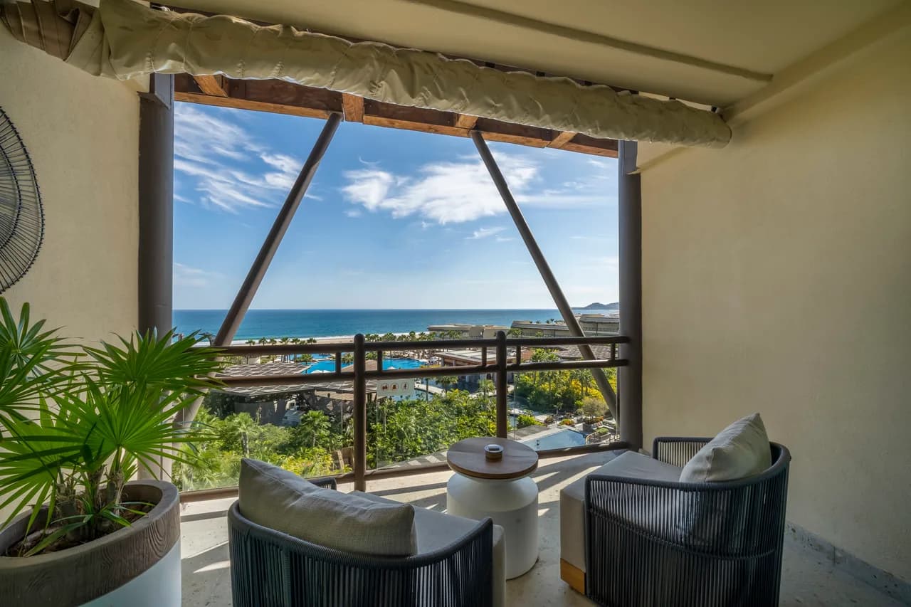 Elegant Penthouse Suite with Breathtaking View