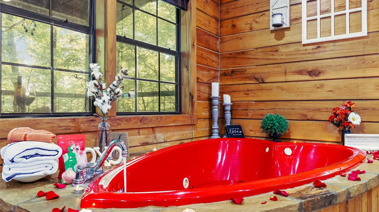 Romantic Cabin with Hot Tub in Smoky Mountains