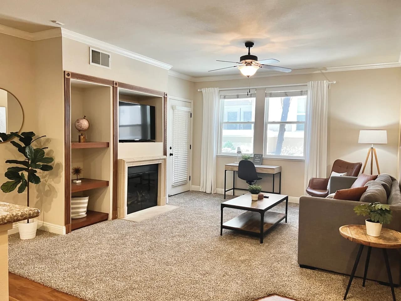 Mountain View Apartment in South Reno