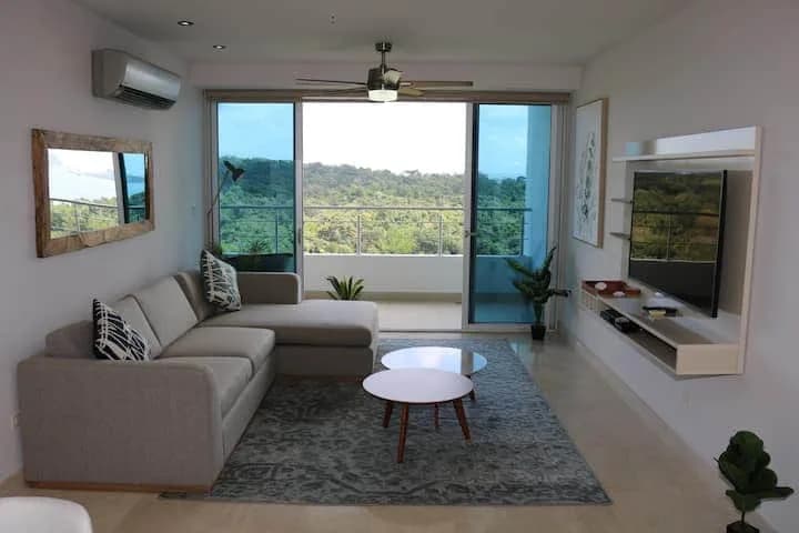 Luxury 2-Bedroom Condo in Playa Bonita