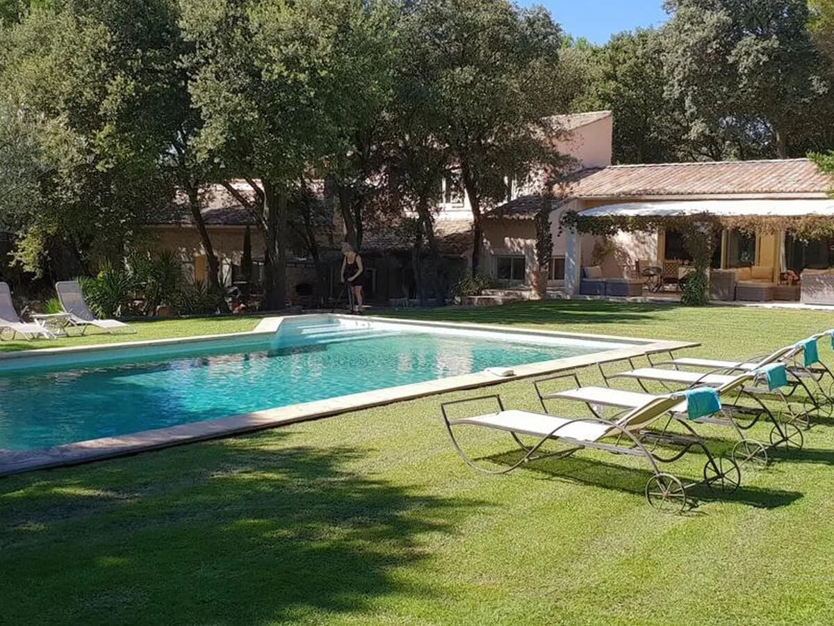 Idyllic Countryside Villa Near Orange