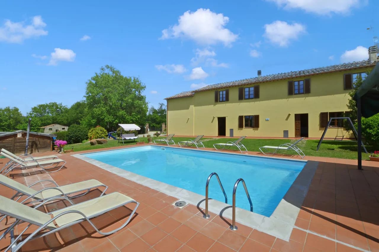 Elegant Vacation Home in Monticiano Tuscany Italy