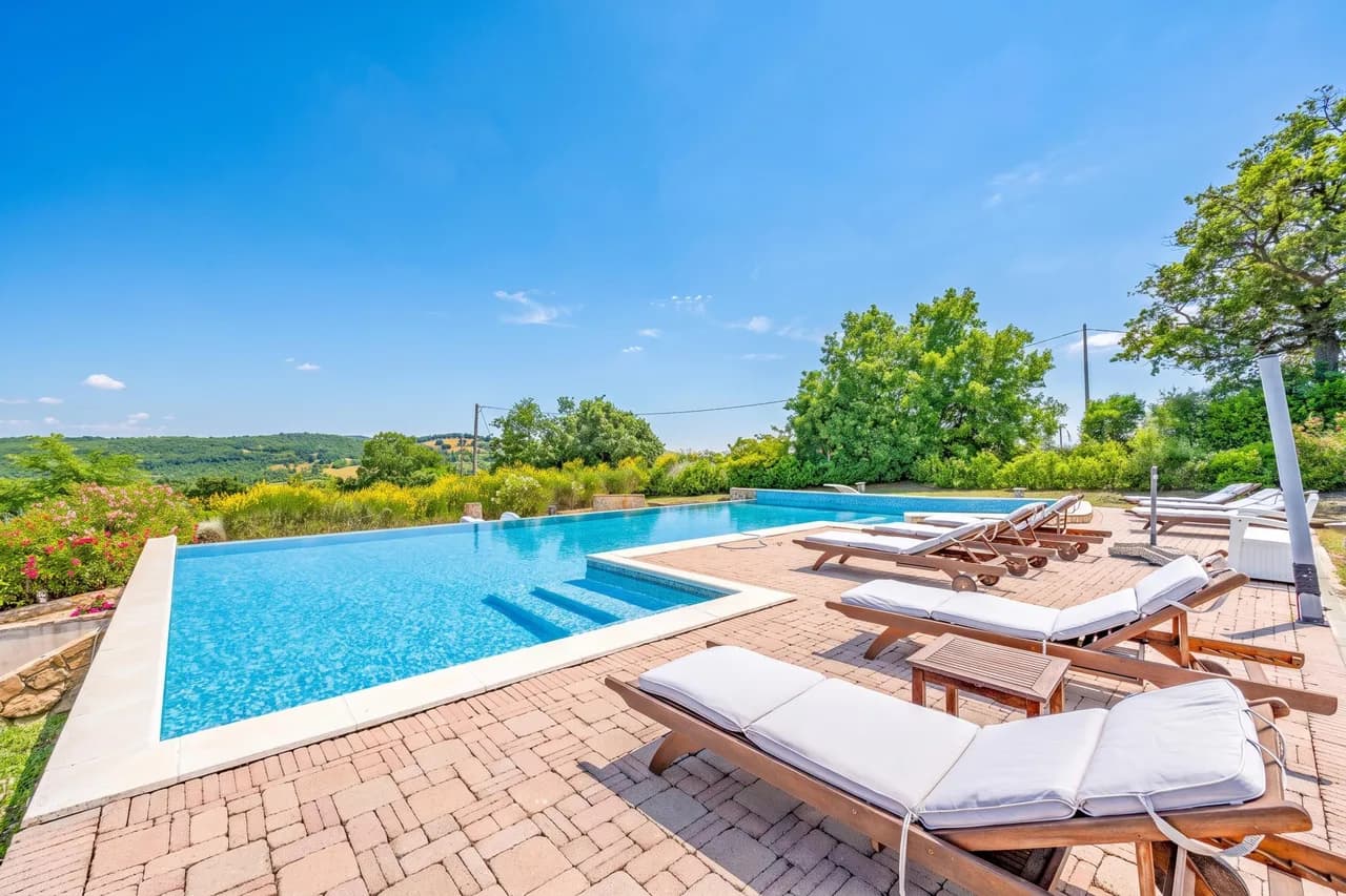 Luxurious Pool Villa in Manciano Terme