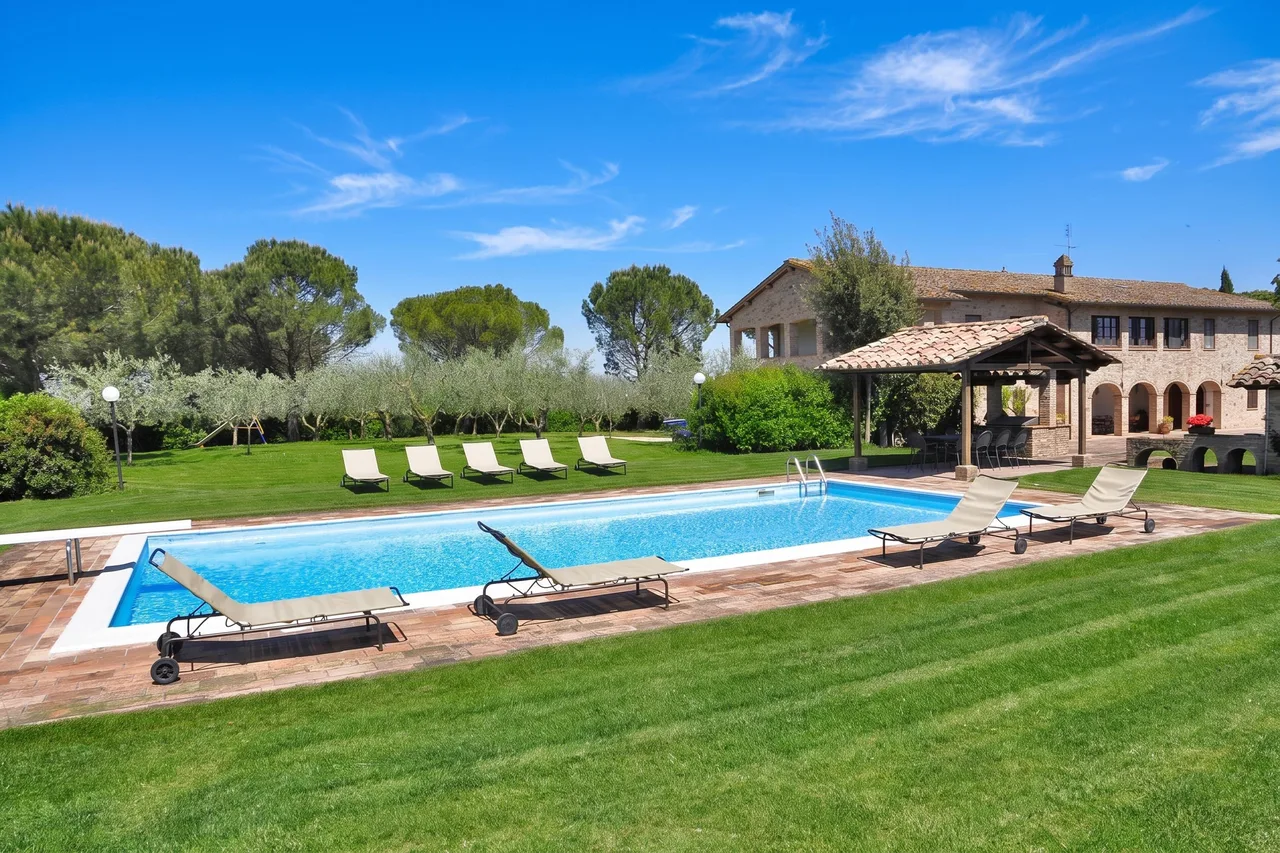 Luxury Villas to Rent in Umbria