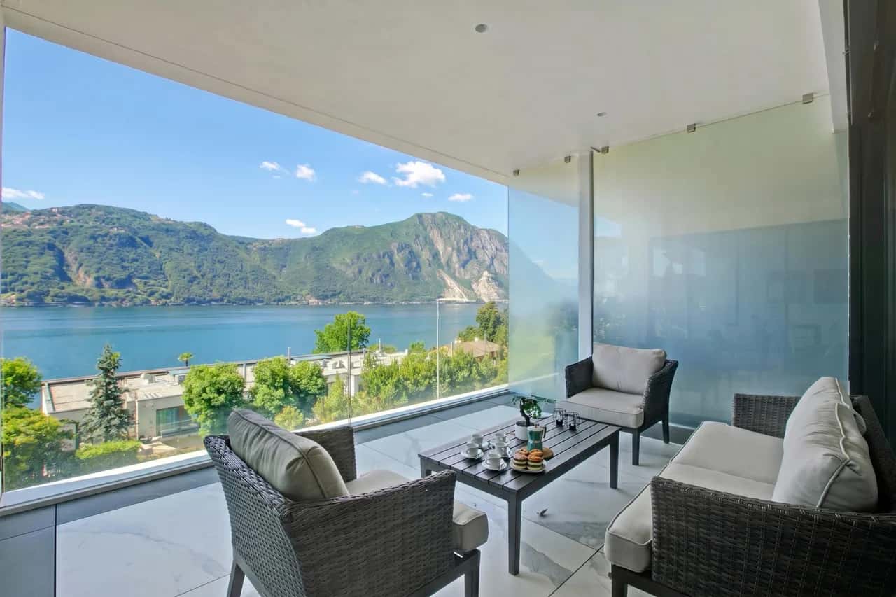 Residenza La Fontana with View Terrace