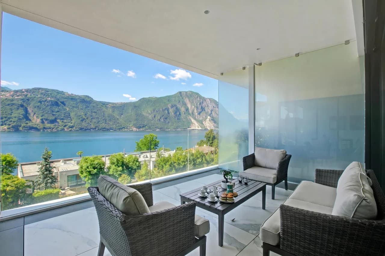 View Terrace Apartment in Ticino