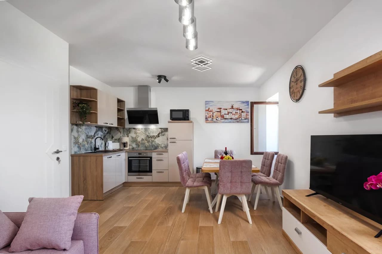 Beachfront Luxury Apartment in Punat, Krk