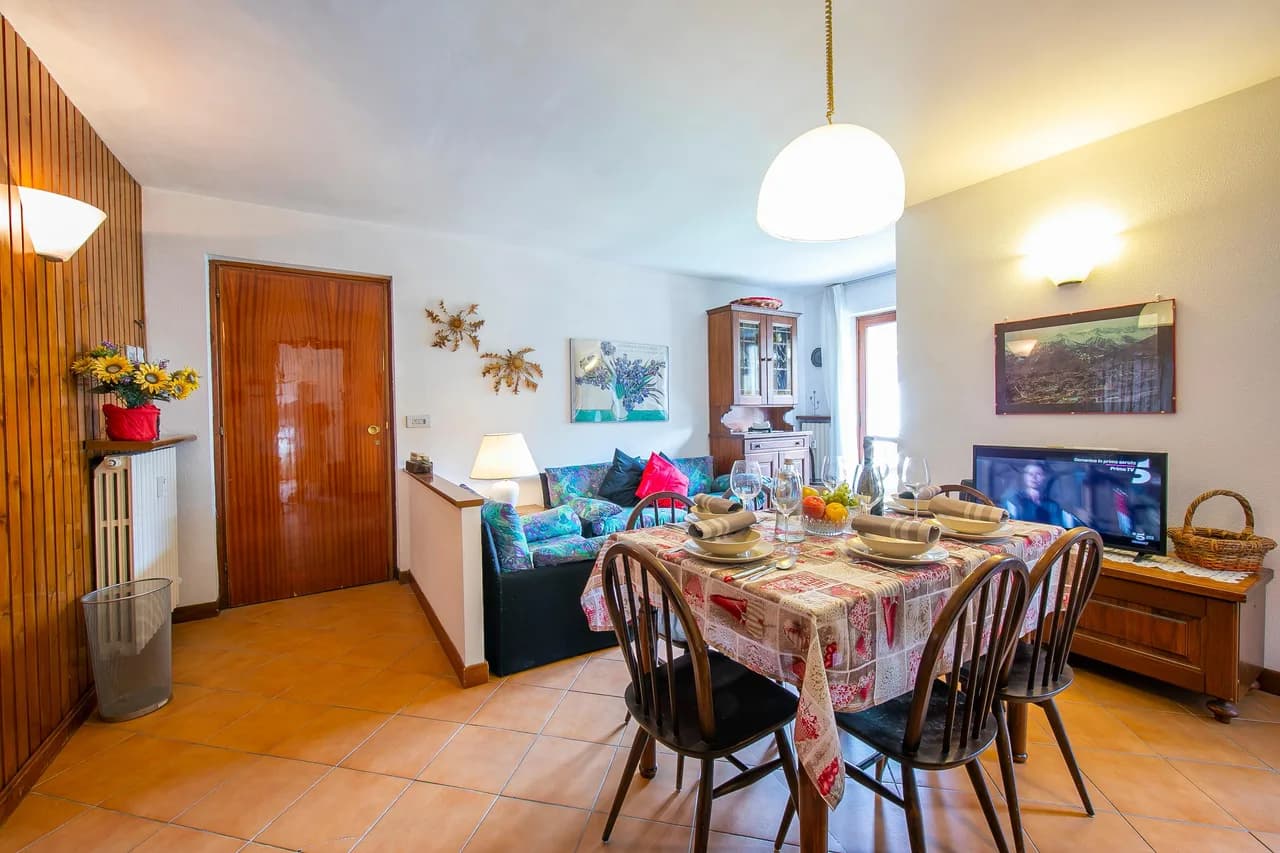 Ski-In Ski-Out Apartment in Bardonecchia