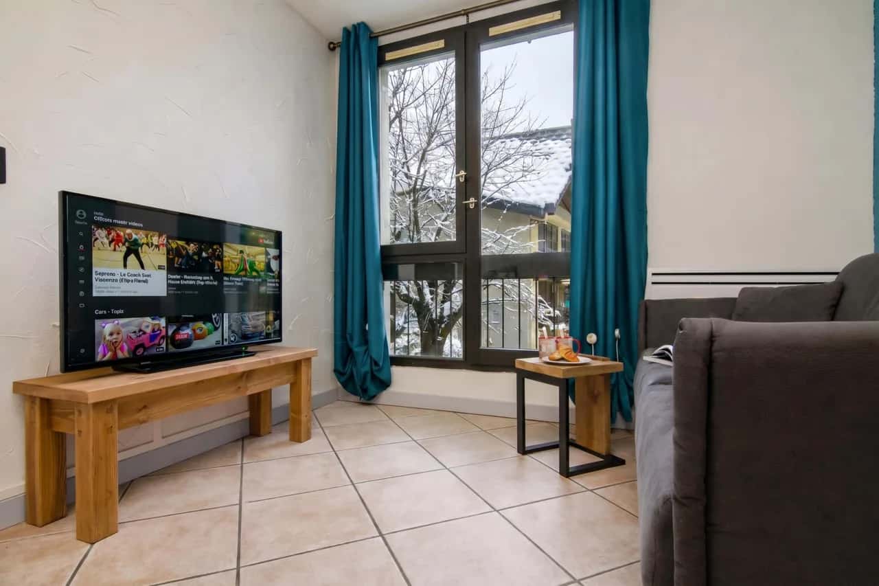 Cham Sud Balme111- Modern Studio 1-min Aiguille du Midi