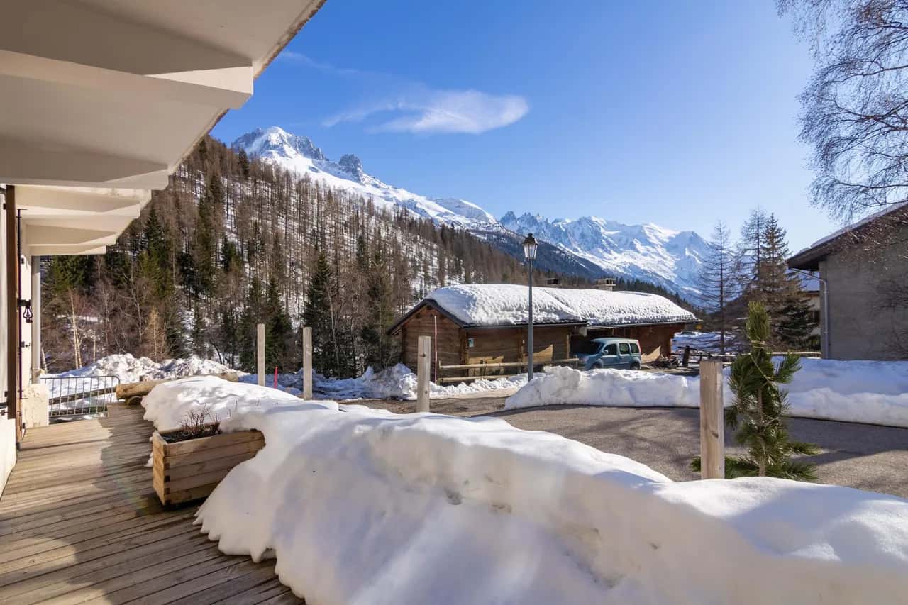 Apt Arsene1 Mont Blanc Views 3-min to Ski