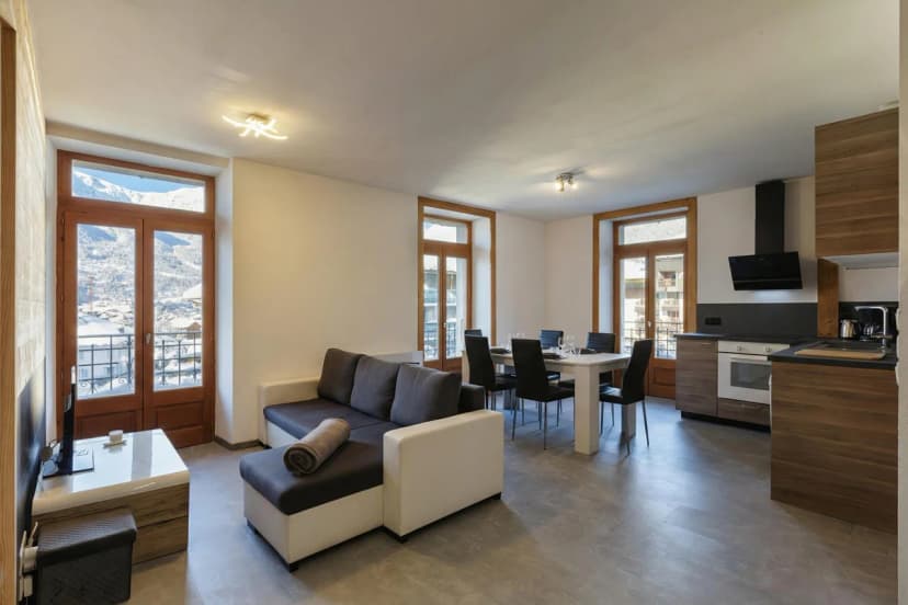 Résidence du Parc next to St Gervais Thermes w/ Mountain Views