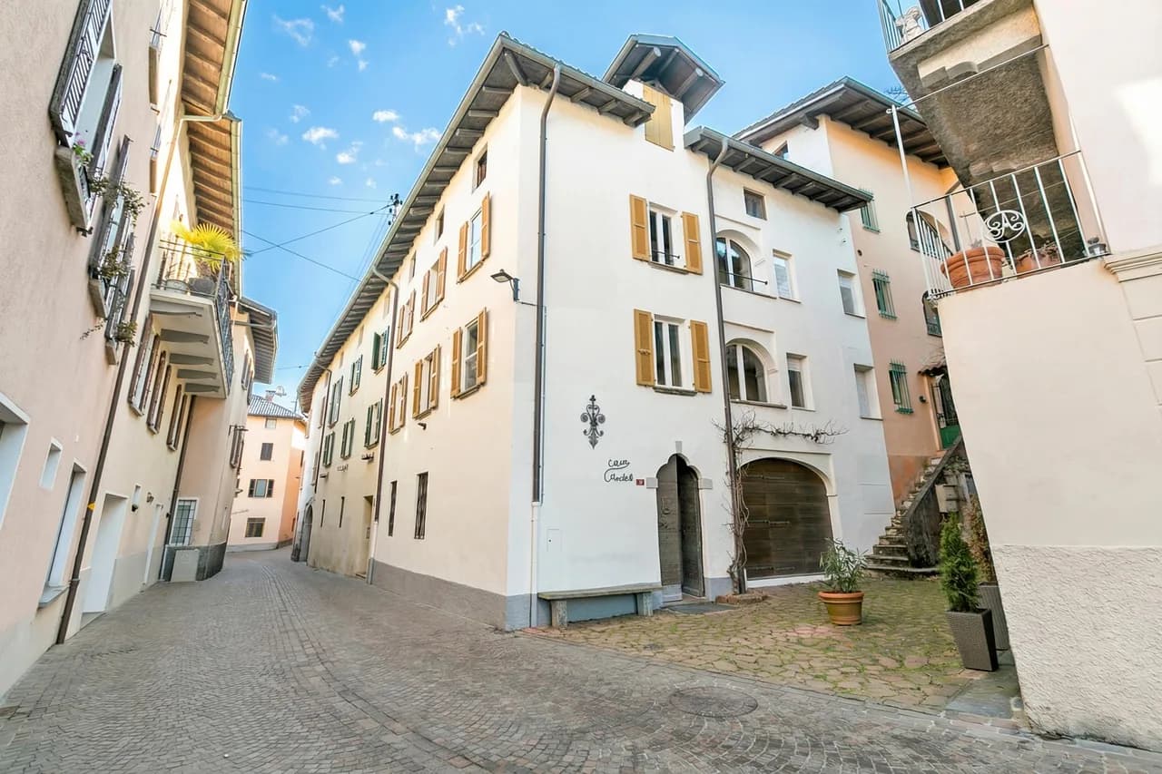 Historical Caslano 2 for 4