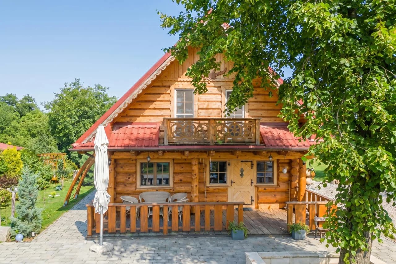 Secluded Log Cabin Chalet in Podčetrtek