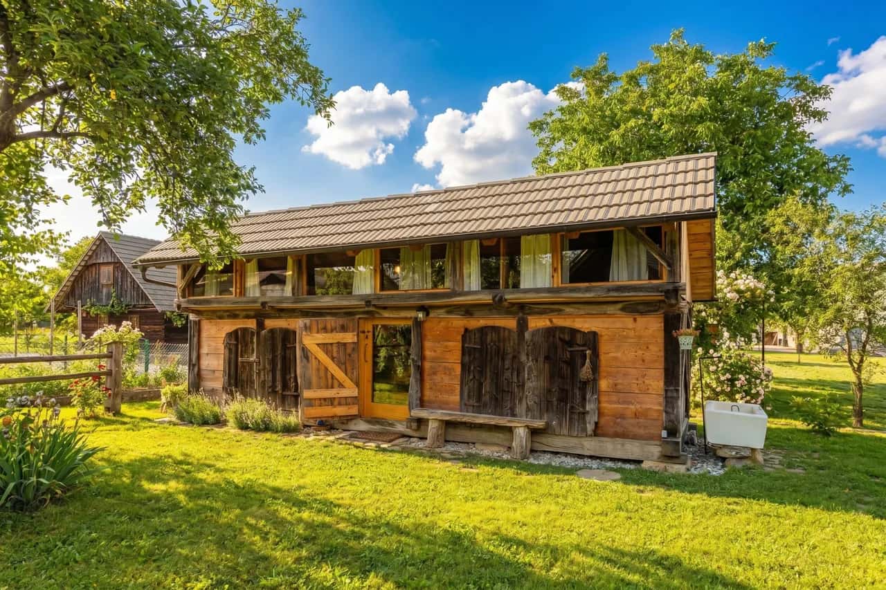 The Old Barn near Kolpa River