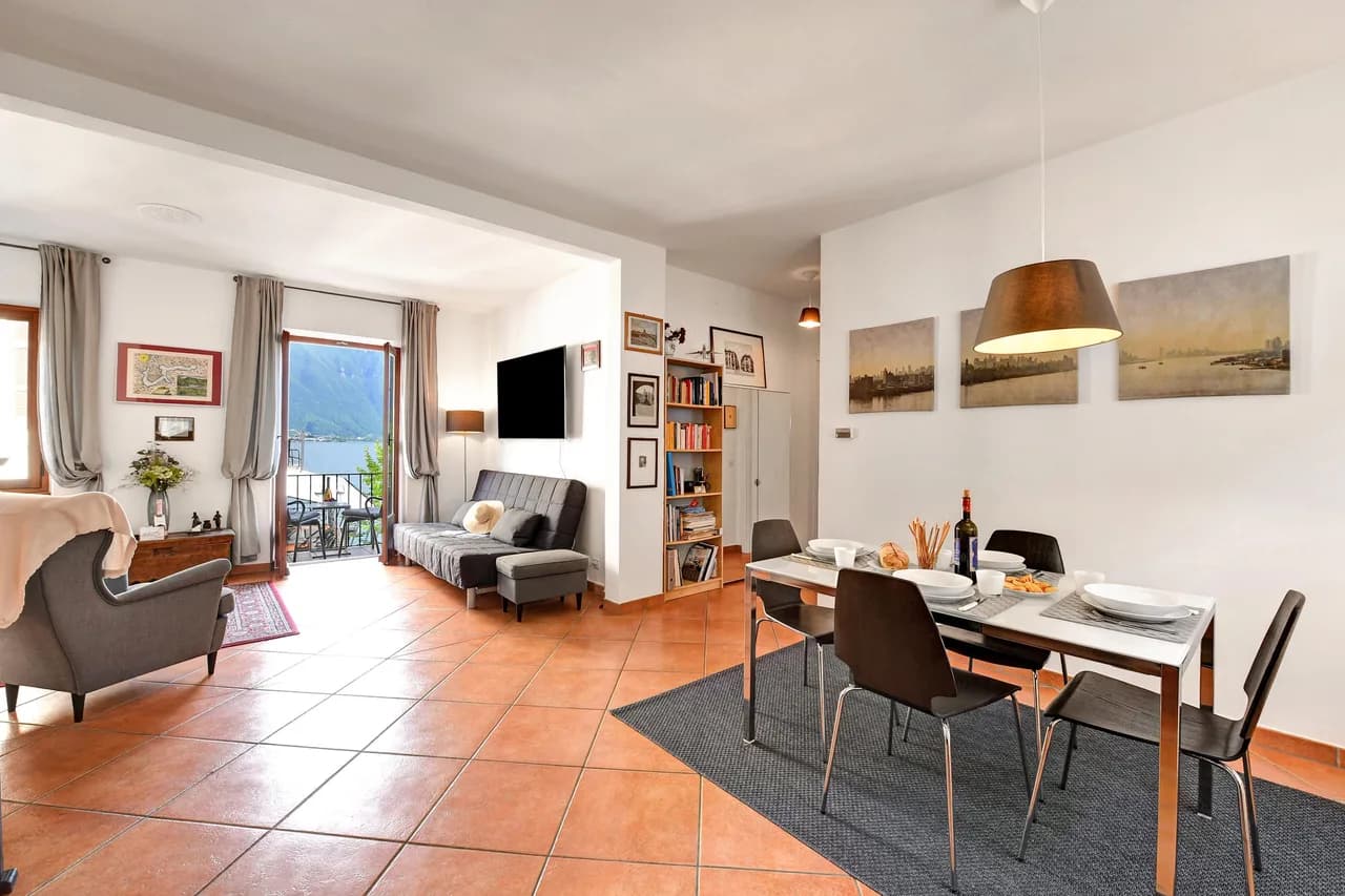 Residenza Lungolago Melide for 5