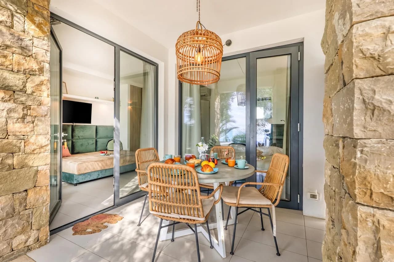 Charming Pool Vacation Home in Ventimiglia