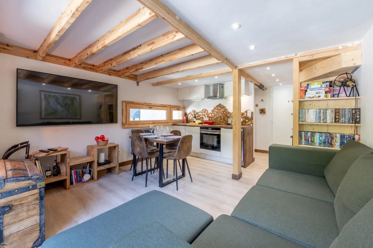 Grand Roc B221 260m from Slopes, View, Parking & WiFi