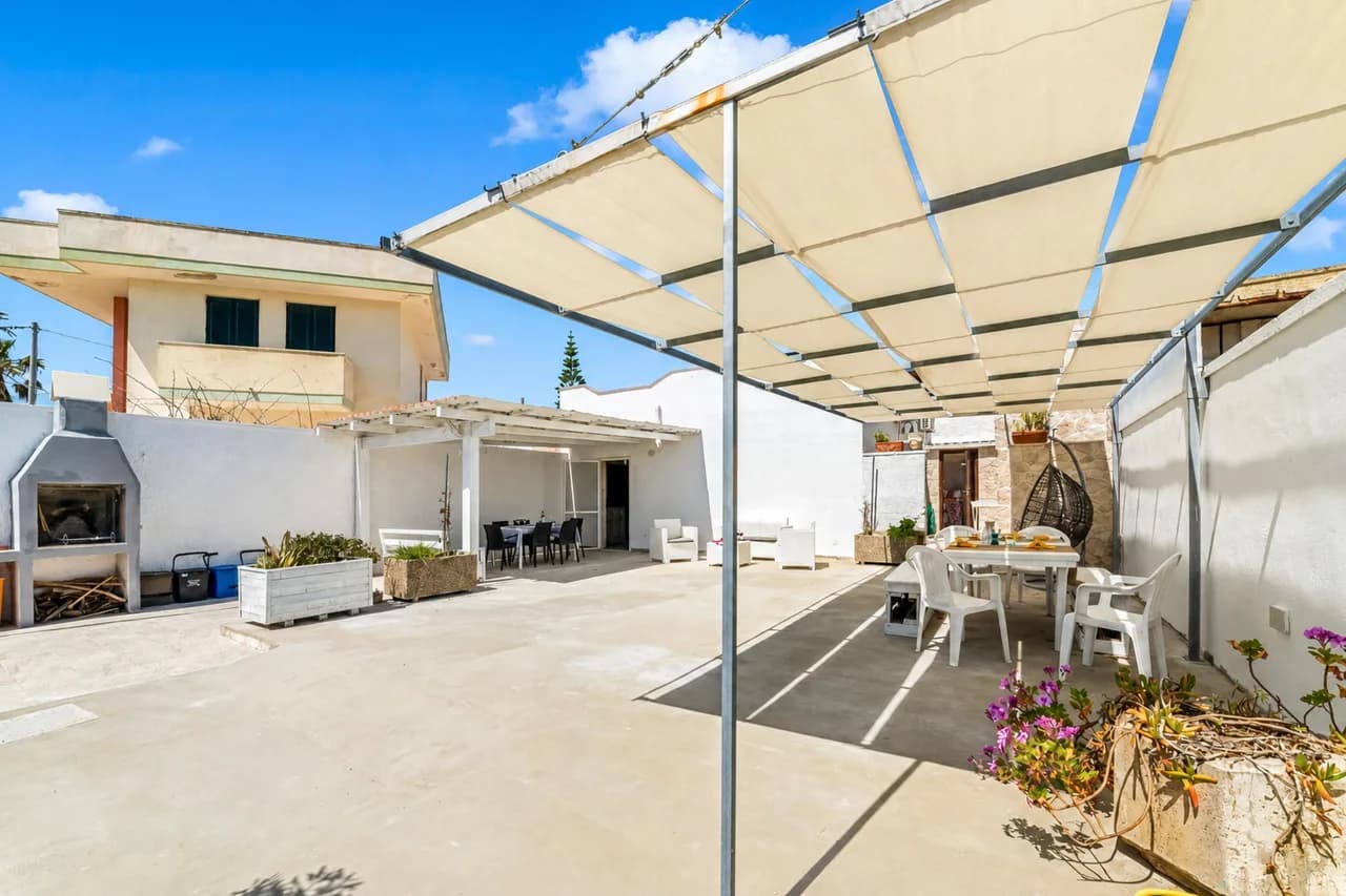 Villa Benedetta 50m from Beach