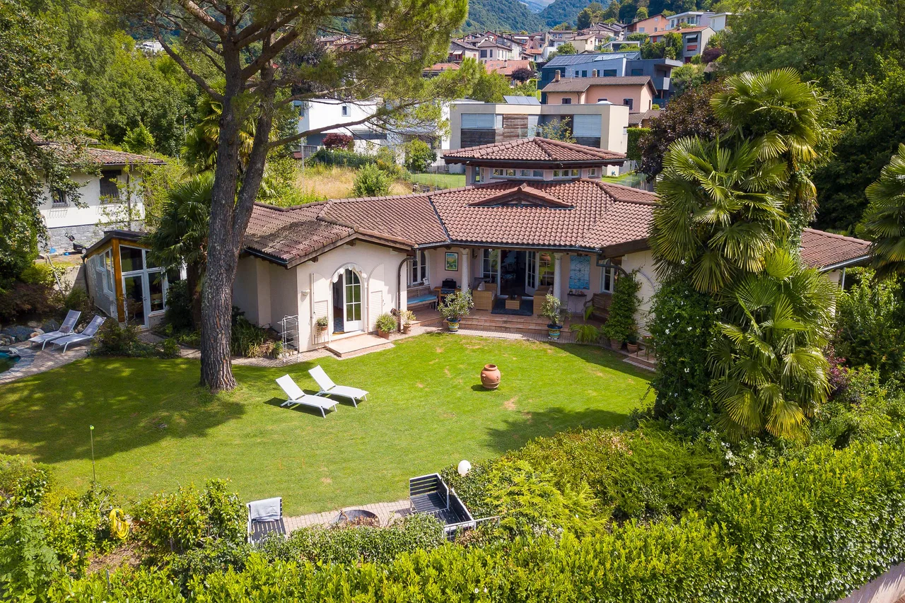 Luxury Villas to Rent in Ticino