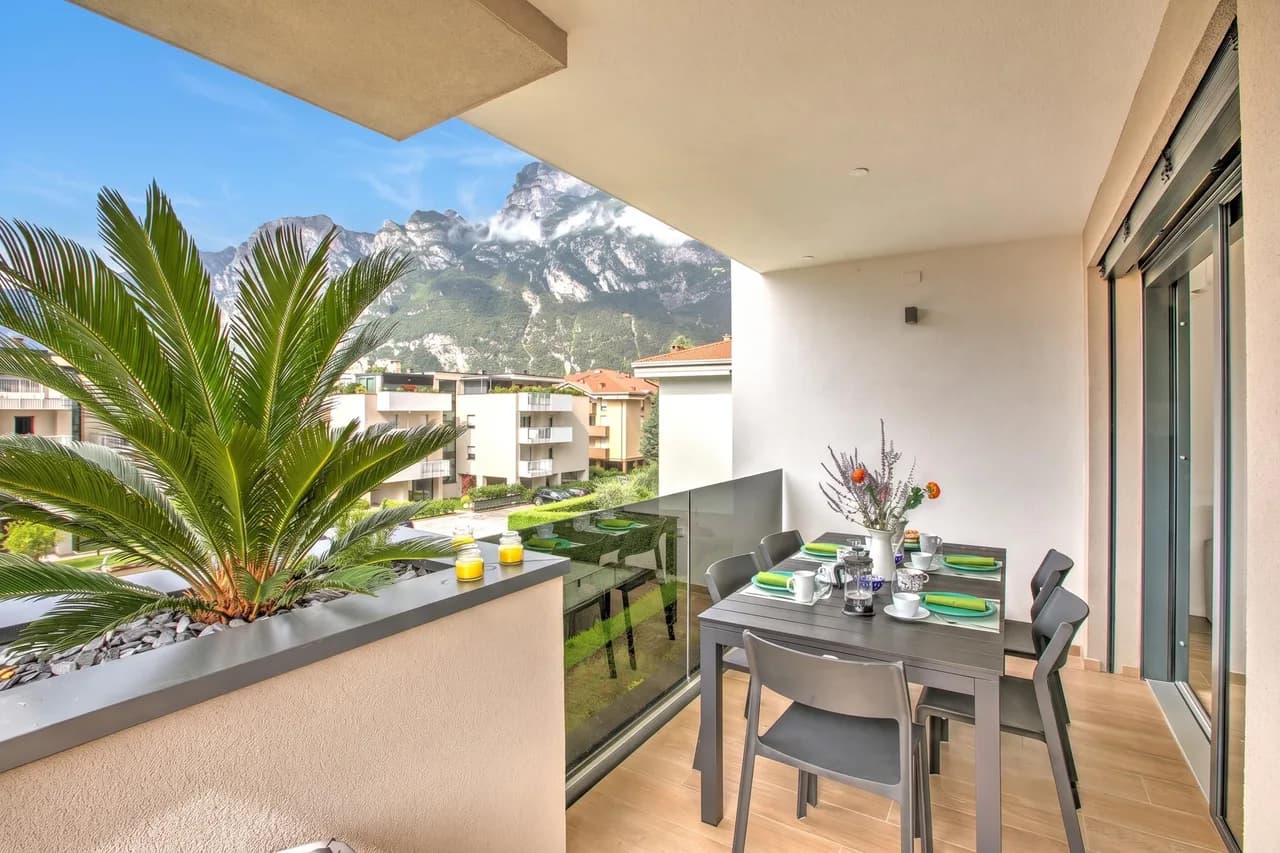 Tranquil Mountain-View Apartment in Riva del Garda