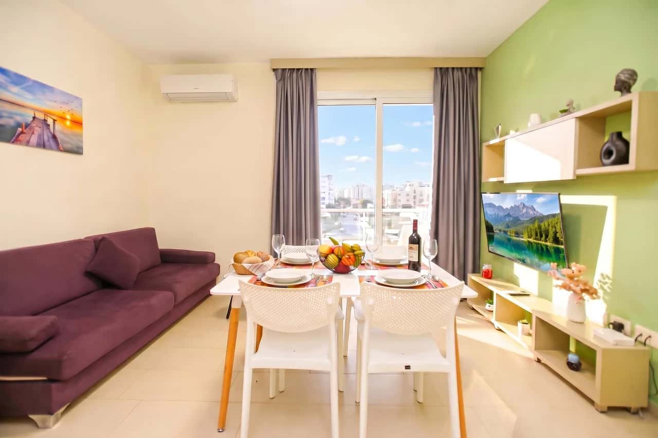 Apartment in Vlora with Swimming Pool