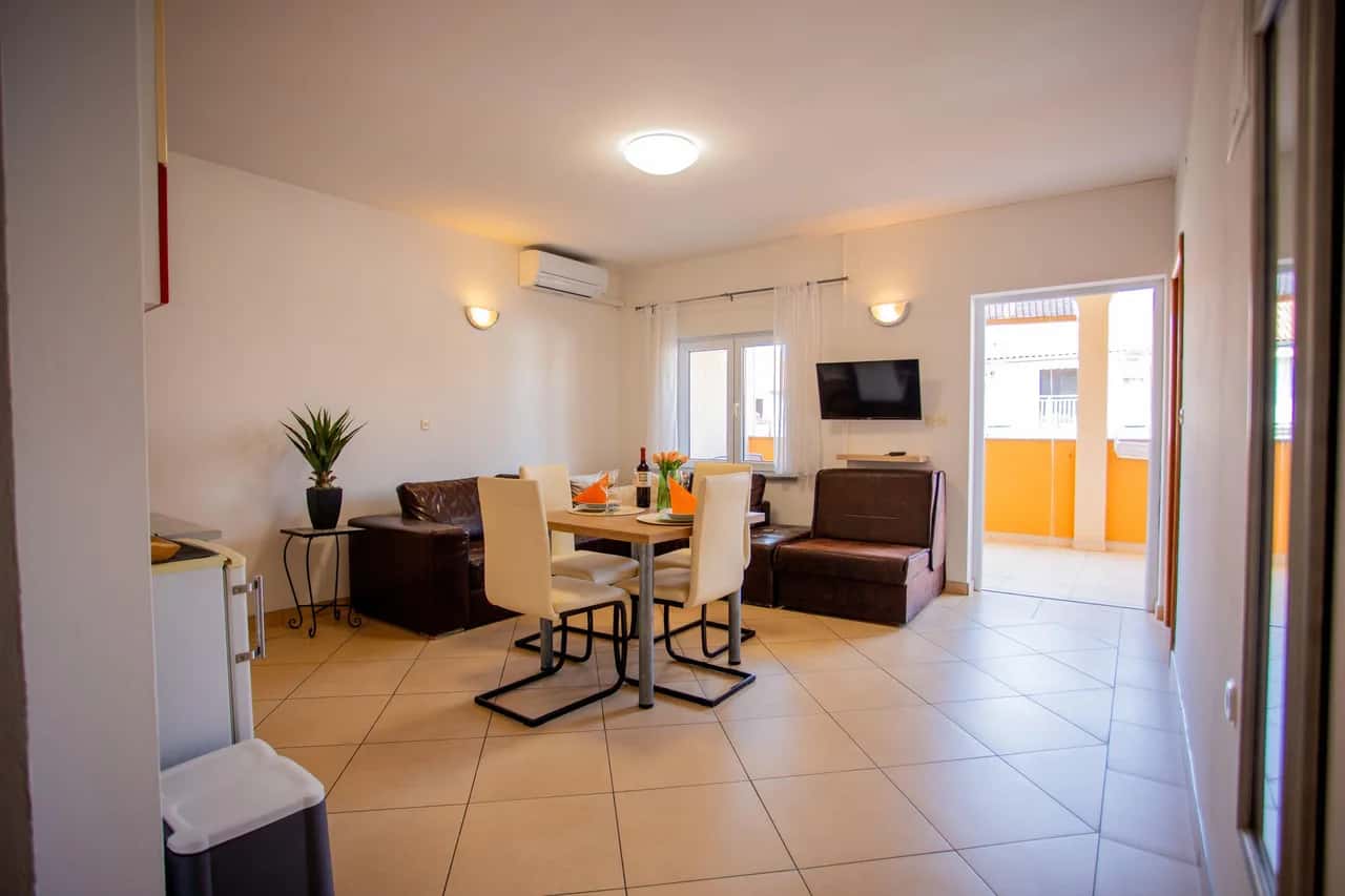 Bel appartement Vrsar 3 avec balcon