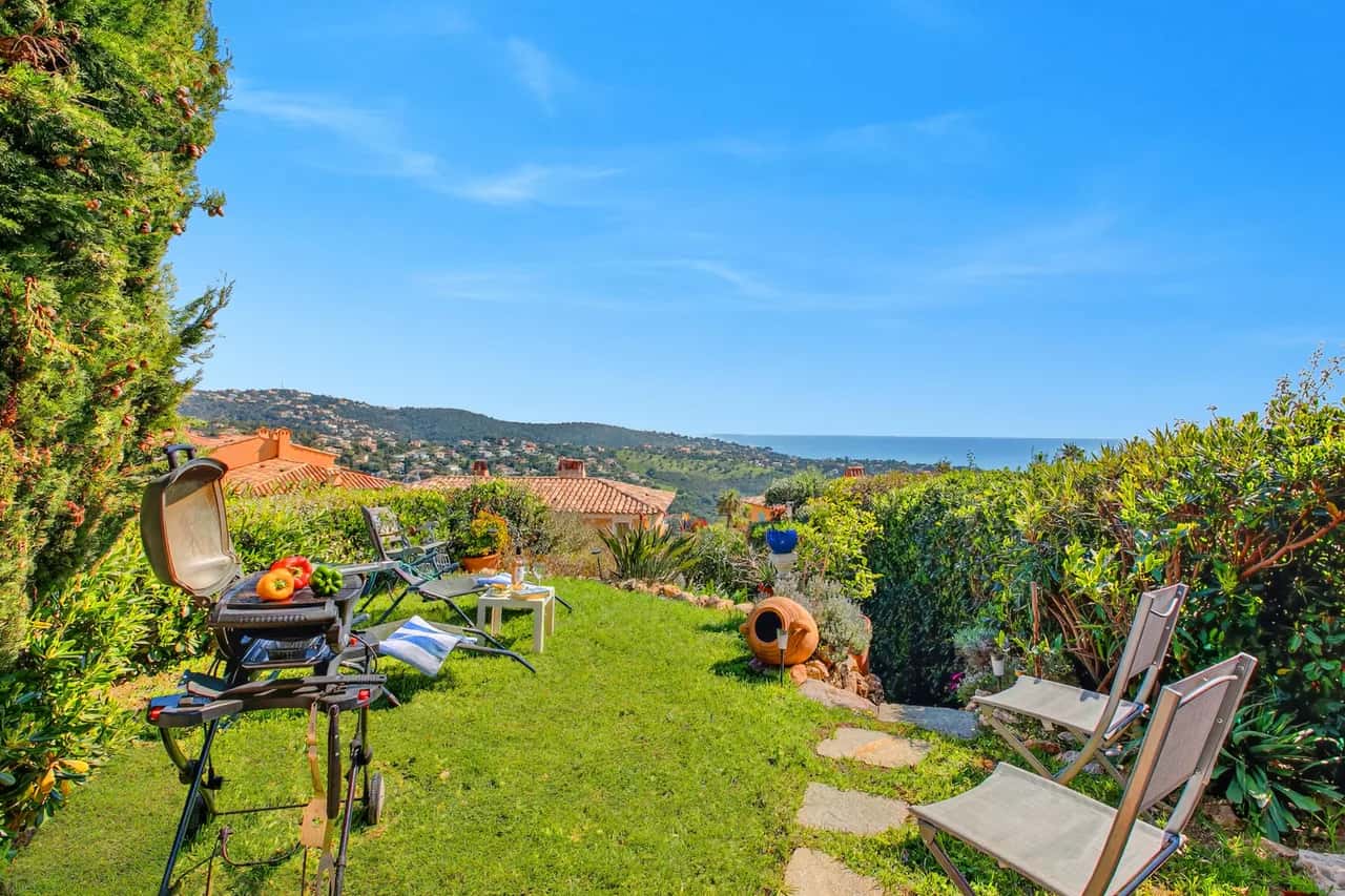 1 bedroom apt - Sea View & Pool