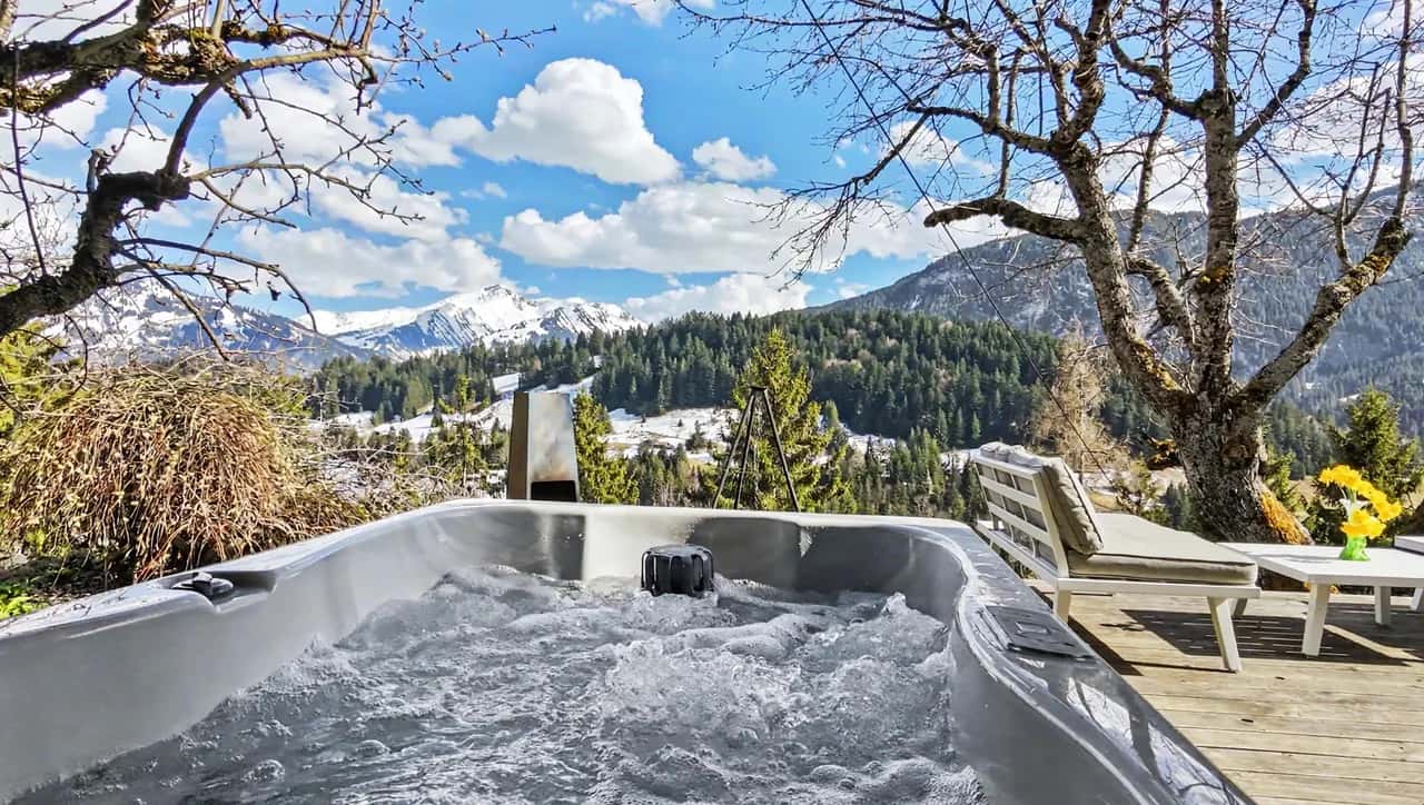 Paradise View - 5 BR Gstaad Paradise View Chalet mit Außen-Jacuzzi