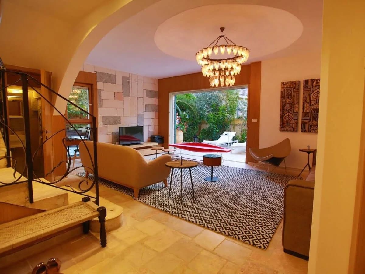 2 Einheiten in derselben Villa mit Garten & Dachterrasse