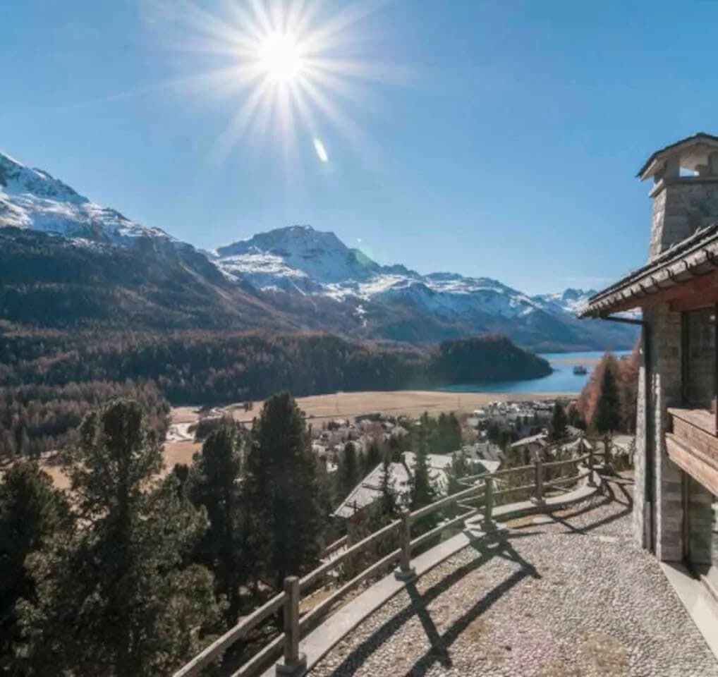 White Chalet with Spectacular Alpine Scenery