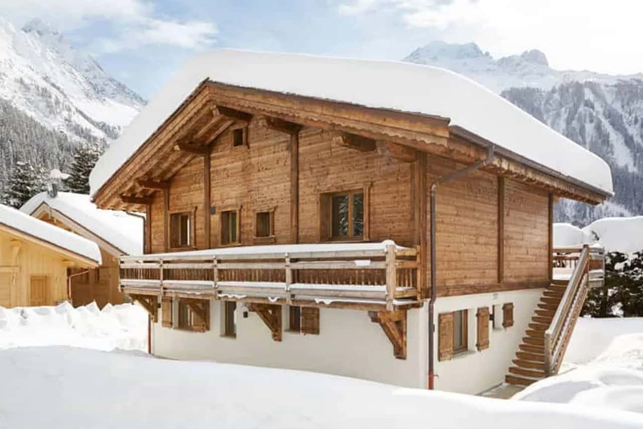 Classic Gold Chalet in the Alps