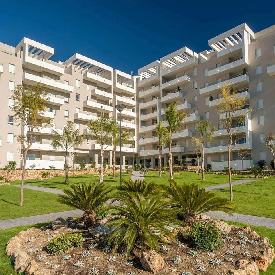 Luxury 3 BR Apartment in Nueva Andalucia