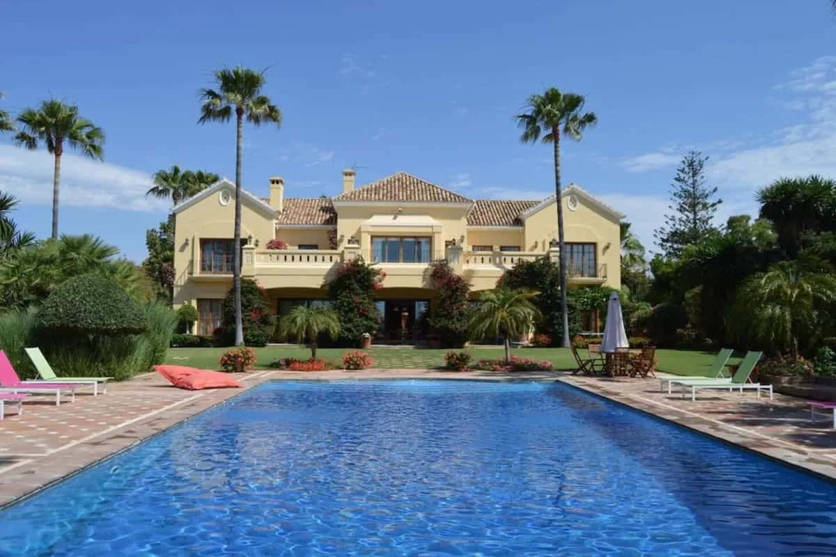 Villa en Bord de Mer à Guadalmina Baja