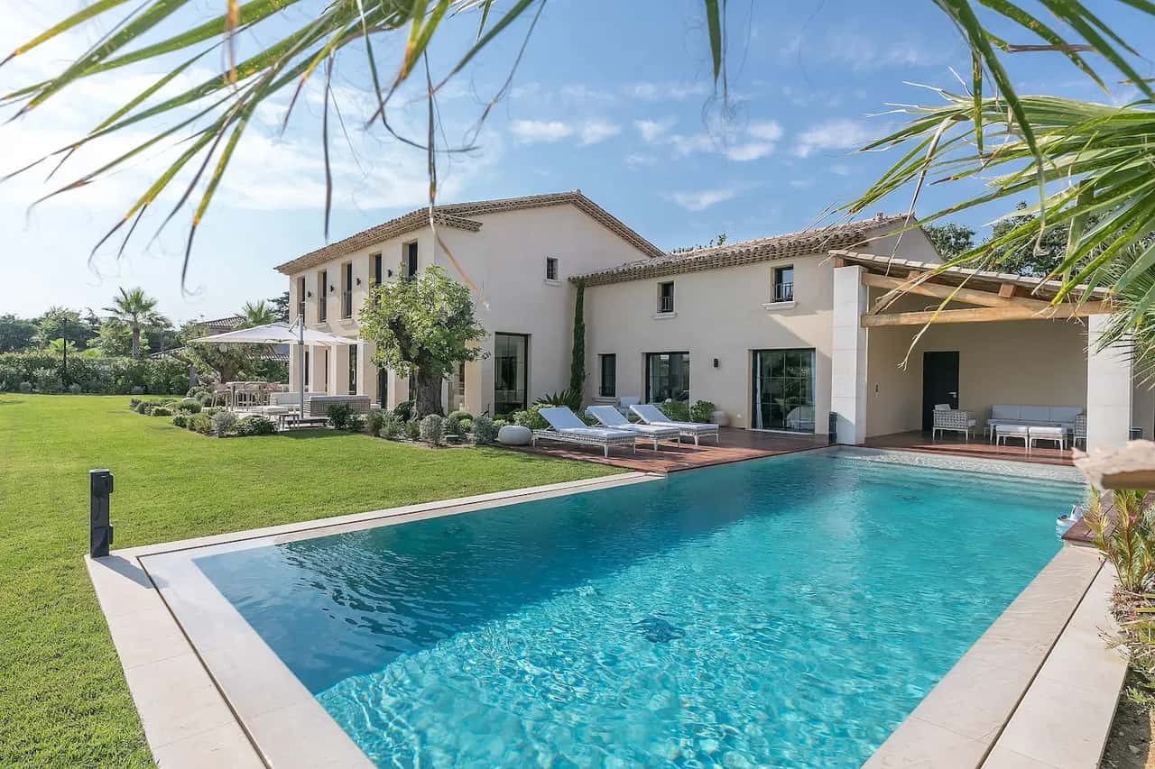 Fabelhafte Villa umgeben von Grün
