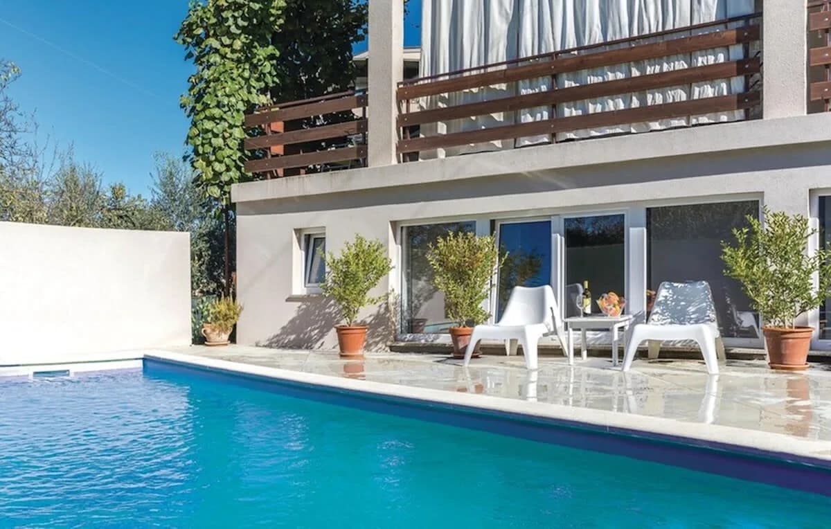 Self-Catered Prestige Villa in Pula Croatia