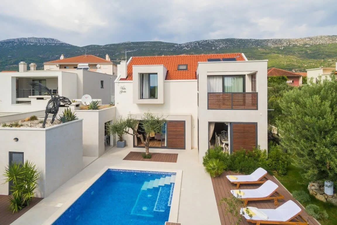Villa Privilégiée pour Famille avec Piscine