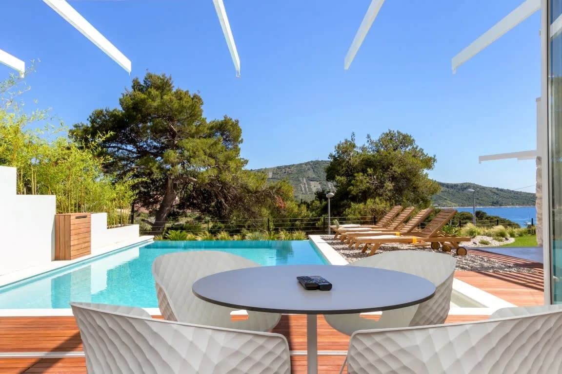 Estancia en Villa Súper Moderna con Sala de Cine
