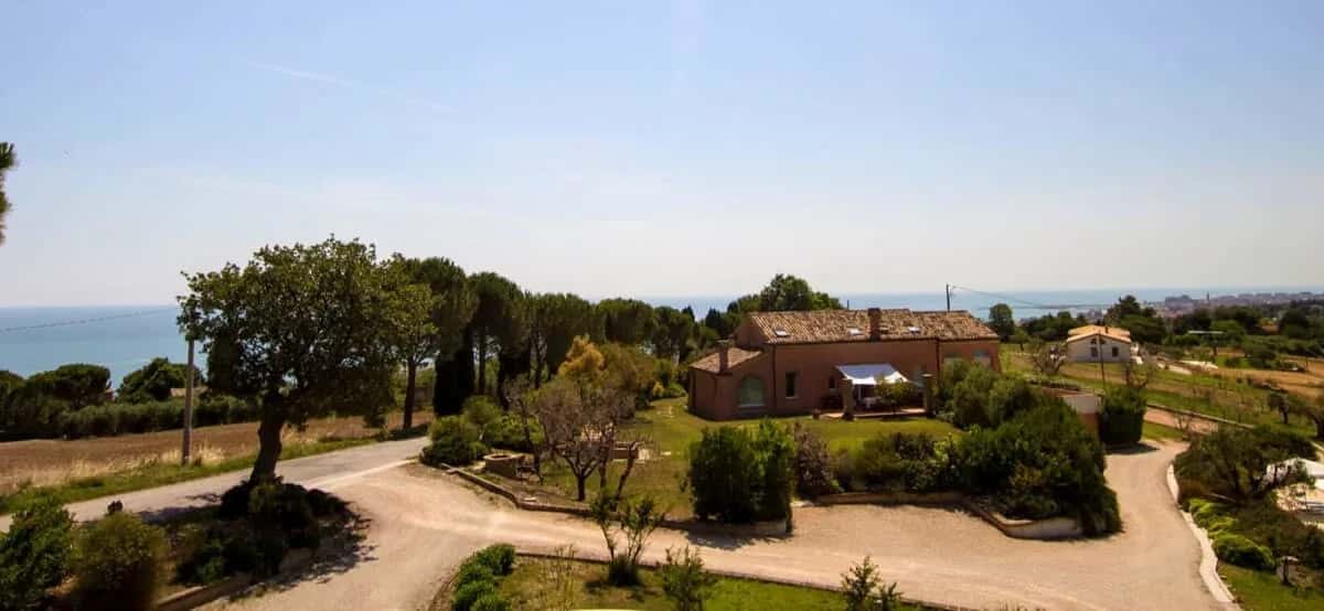 Atmospheric Villa with Spectacular Adriatic Views