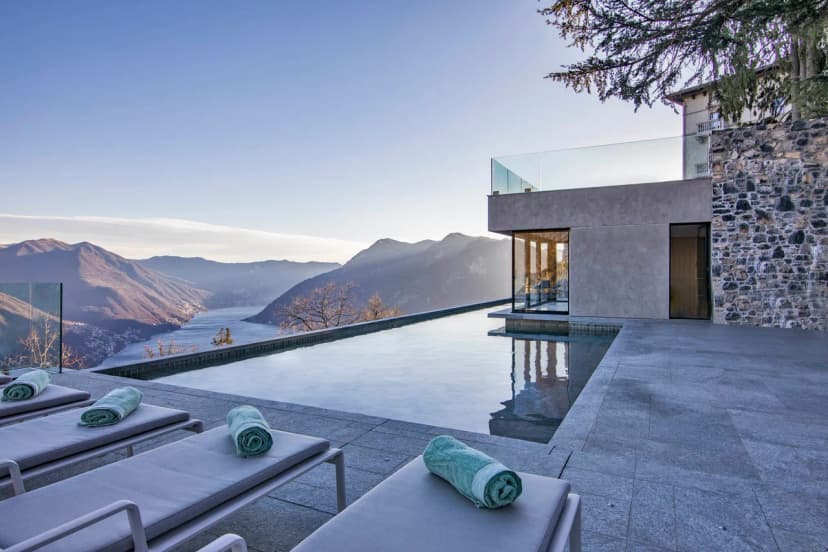 Oasis of Calm Villa Overlooking Lake Como
