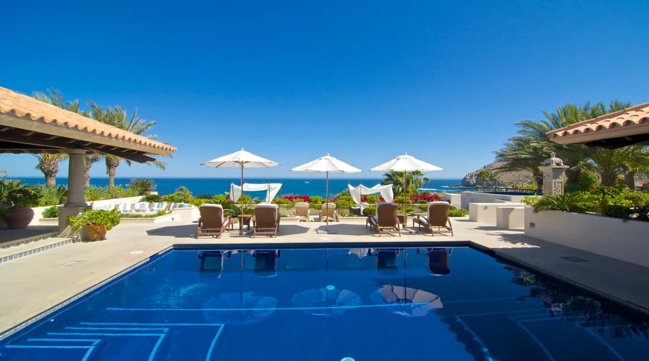 Charming Villa of Mexico with Modern Design