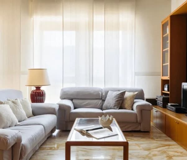 Apartamento Elegante de 3 Dormitorios con Vista a la Catedral