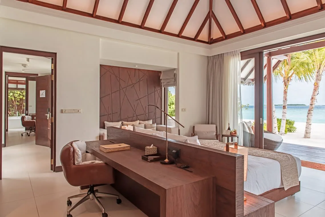 Private Villas with Lagoon Access in Meedhoo