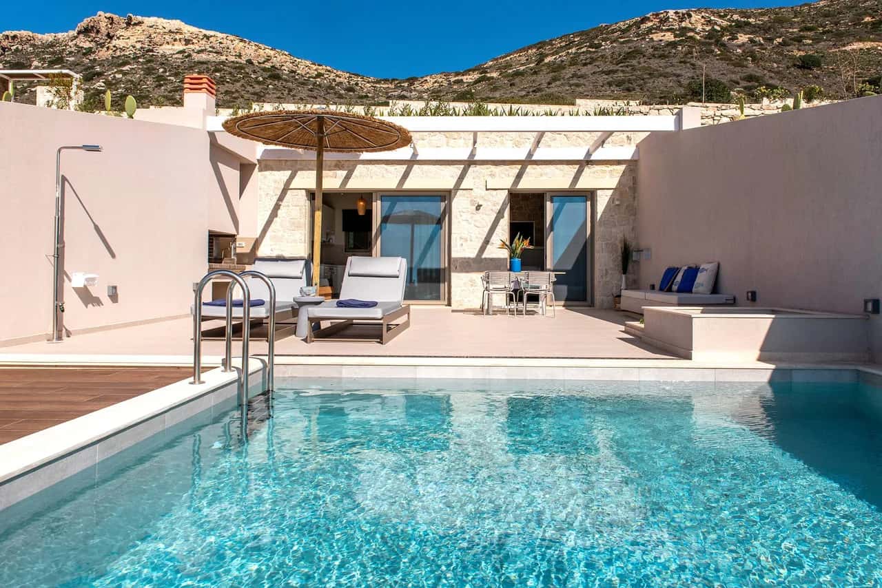 Stunning Ideal Villa With Infinity Pool