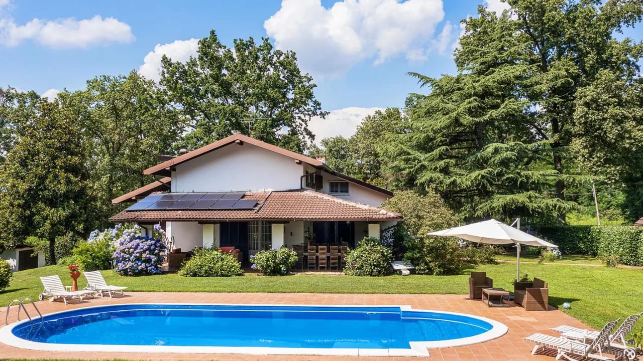 Peaceful Countryside Villa With Private Pool